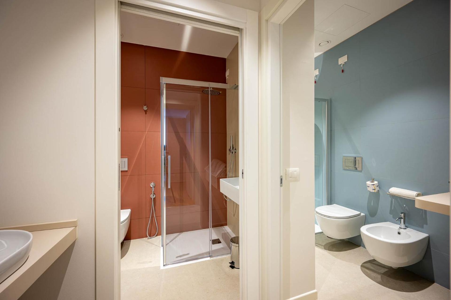 Posto Letto in Dormitorio Misto con 6 Letti